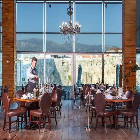 Hotel Avala Resort&villas