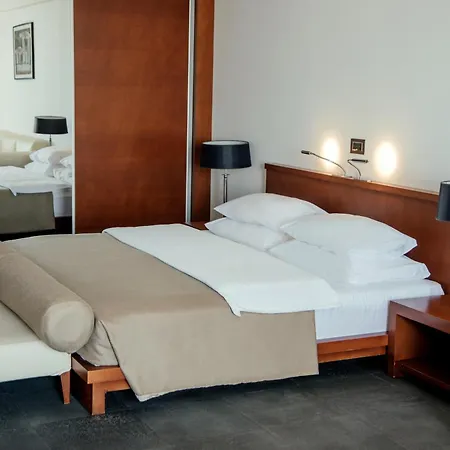 Avala & Hotel