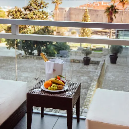 Hotel Avala &