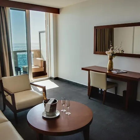 Hotel Avala Resort&villas 4*